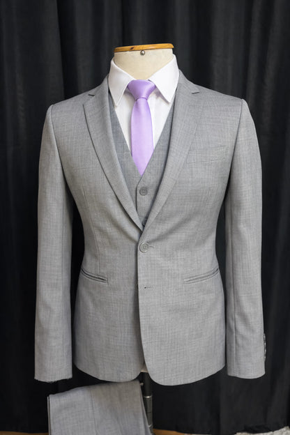 Traje Slim Cinza Tropical